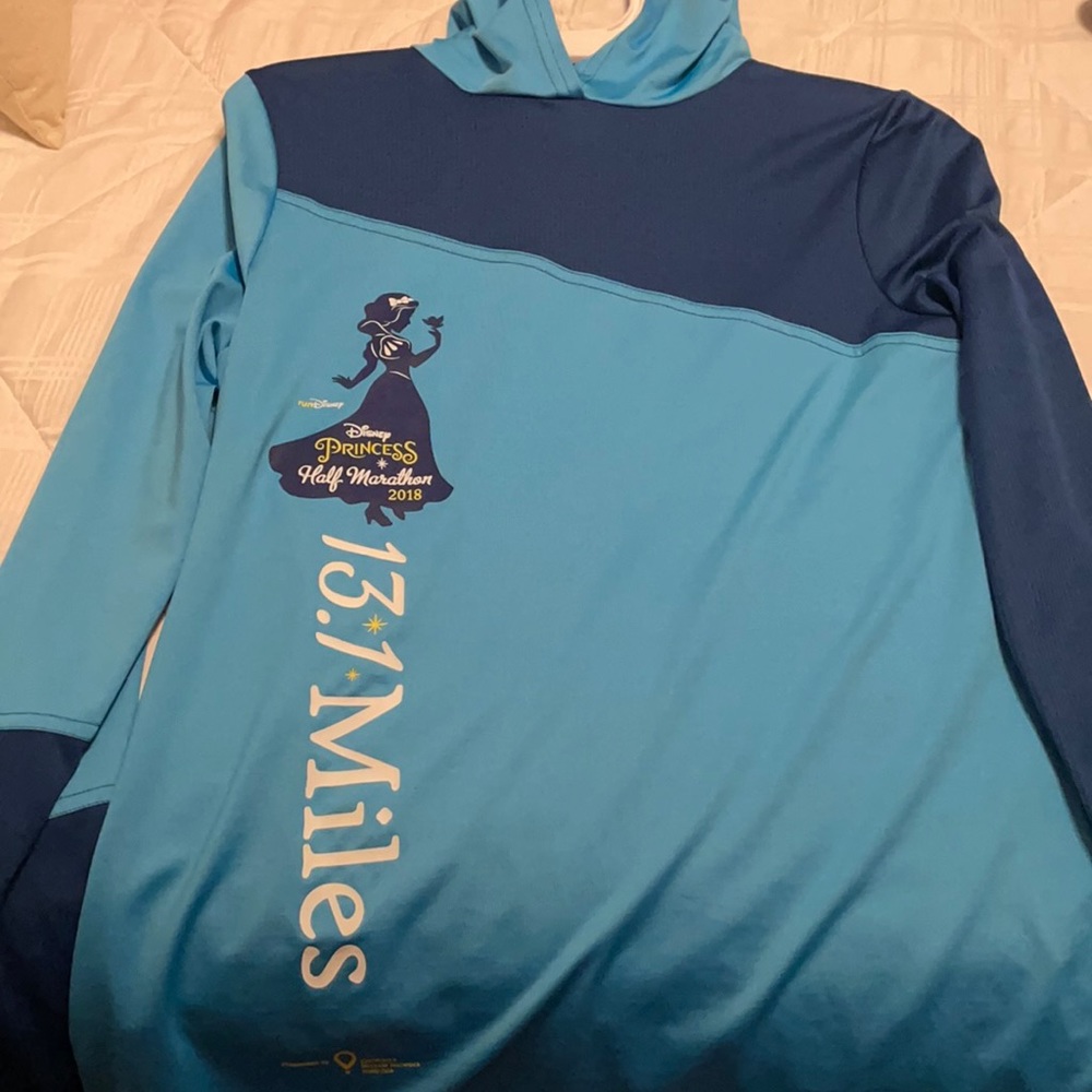 2018 women’s half marathon Disney world hoodie!